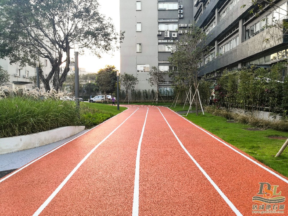 彩色透水混凝土