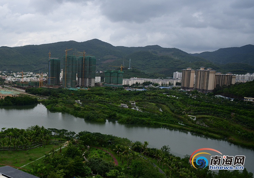 海南三亞透水路面建設(shè)材料專業(yè)供應(yīng)商達成地石麗